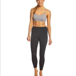 Onzie elevate yoga capri